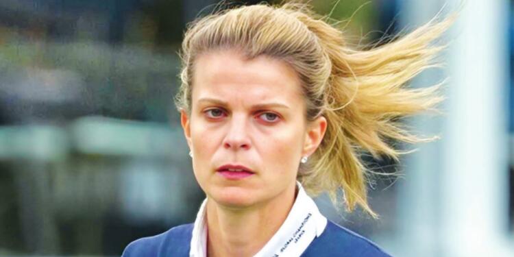 Πιο κούκλα από ποτέ στα 40 της η Αθηνά Ωνάση: Άλλαξε ξανά εμφάνιση κι έκανε «θραύση» (photo)