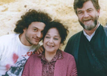 20+ χρόνια μετά, δεν είχε «φύγει» κανείς: Η Ράνια Ιωαννίδου έγινε η πρώτη ηθοποιός του «Καφέ της Χάρας» που πέθανε!