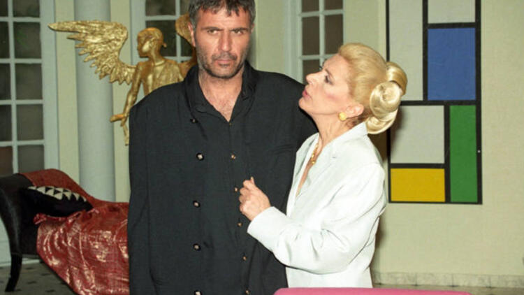 Έγιναν 13: Οι ηθοποιοί από τους «Δύο Ξένους» που έχουν φύγει από τη ζωή