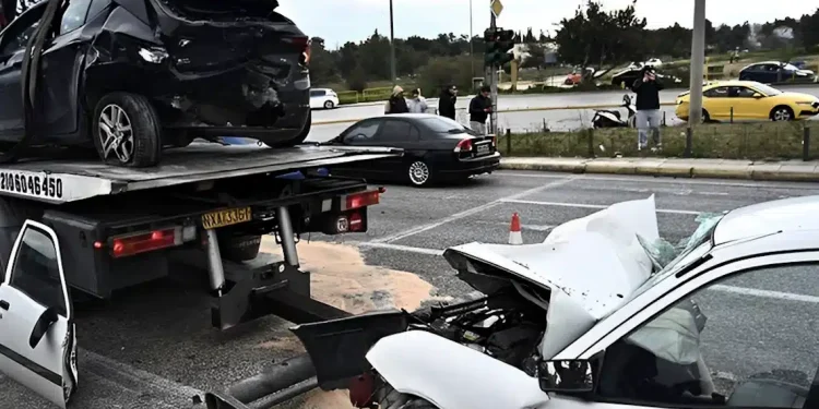 Καραμπόλα στην Κατεχάκη: Οικογενειακή τραγωδία στην άσφαλτο – Νεκροί πατέρας, μητέρα και γιος