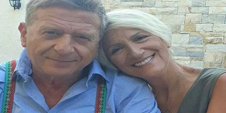 Ο Κώστας Κόκλας αποχαιρετά την Καίτη Κωνσταντίνου με μια συγκινητική φωτογραφία