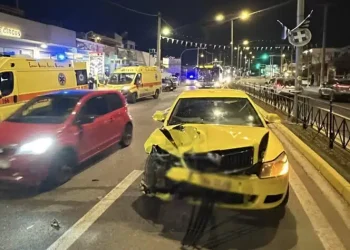 Μεθυσμένος οδηγός ταξί προκάλεσε τροχαίο με δύο τραυματίες