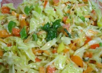 Η σαλάτα που αδuνατίζει βοηθάει την καρδιά ρίχνει το ζάχαρο και έχει αντικαρκινικές ιδιότητες