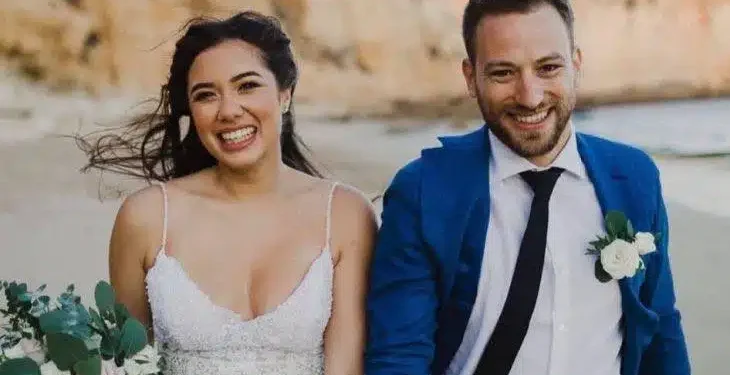 «Δεν πενθεί, είναι μια χαρά χαρούμενος»: Η 1η φωτό του Μπάμπη Αναγνωστόπουλου μέσα από τη φυλακή 4 χρόνια μετά τη δολοφονία της Κάρολαϊν