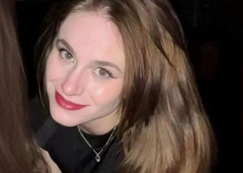 Την σκότωσε ο 23χρονος σύντροφός της: Βρέθηκε νεκρή μέσα σε βαλίτσα, πεταμένη σε χαράδρα, η 22χρονη φοιτήτρια – Ραγδαίες εξελίξεις