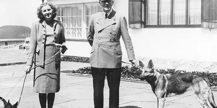 Σαν σήμερα, 30 Απριλίου 1945: Ο Αδόλφος Χίτλερ και η Εύα Μπράουν αυτοκτονούν με δηλητήριο, μια μέρα μετά τον γάμο τους