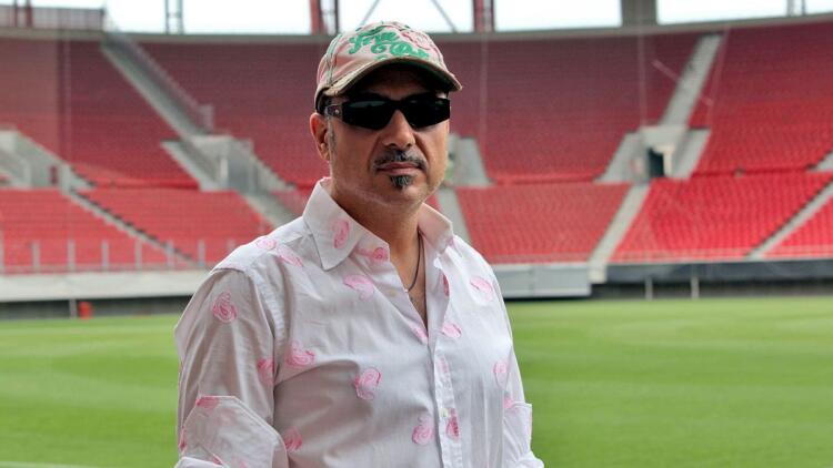 Νότης Σφακιανάκης: Στο ΥΤΟΝ του Νίκου Βέρτη θα εμφανίζεται από του χρόνου o τραγουδιστής