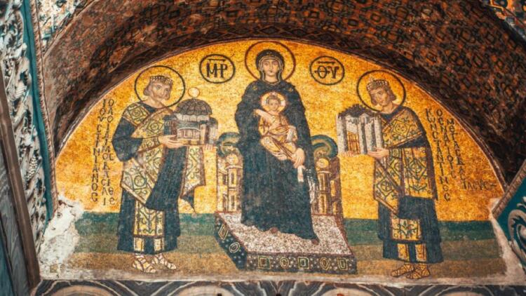 Ακάθιστος Ύμνος: Η «μυθική» ιστορία του ύμνου που ψάλλεται σήμερα (4/4) στην Εκκλησία μας