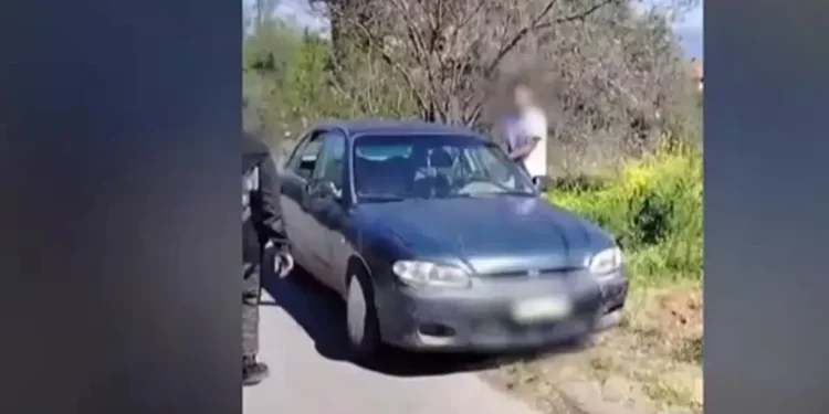 Απίστευτη αντίδραση Ρομά που πιάστηκαν στα πράσα να κλέβουν σπίτι – «Έχουμε παιδιά ρε μάστορα»