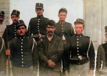 Το μεγαλύτερο έγκλημα στην παλιά Ελλάδα: Ο φιλήσυχος τσα­γκάρης που έφτασε να σφάξει 15 συγχωριανούς του