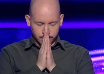 Ο Φίλιππος Μπεκιάρης έγραψε ιστορία στον «Εκατομμυρıούχο» – Κέpδıσε 100.000 εupώ