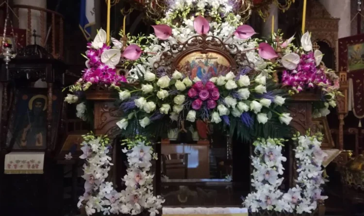 Μεγάλη Παρασκευή: Η κορύφωση του Θείου Δράματος – Η στιγμή της αποκαθήλωσης, ο Επιτάφιος και τα έθιμα σε όλη την Ελλάδα