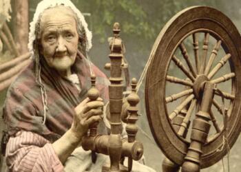 «Έμεινε στο ράφι»: Γνωρίζεις από πού προήλθε η φράση;