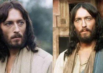 «Ιησούς από τη Ναζαρέτ»: Το σκηνοθετικό κόλπο στο πρόσωπο του Χριστού που δεν παρατήρησε κανείς μέχρι σήμερα