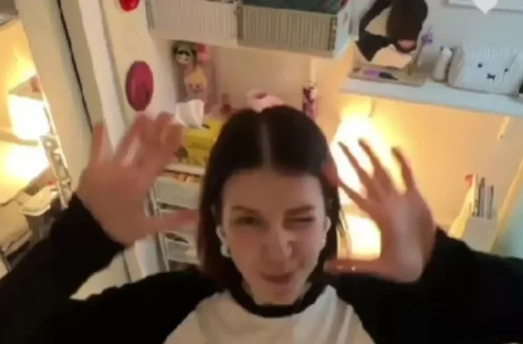 Λυδία Ρούκα: Η Ελληνίδα που ζει σε σπίτι 7 τετραγωνικών στη Νότια Κορέα και έγινε viral