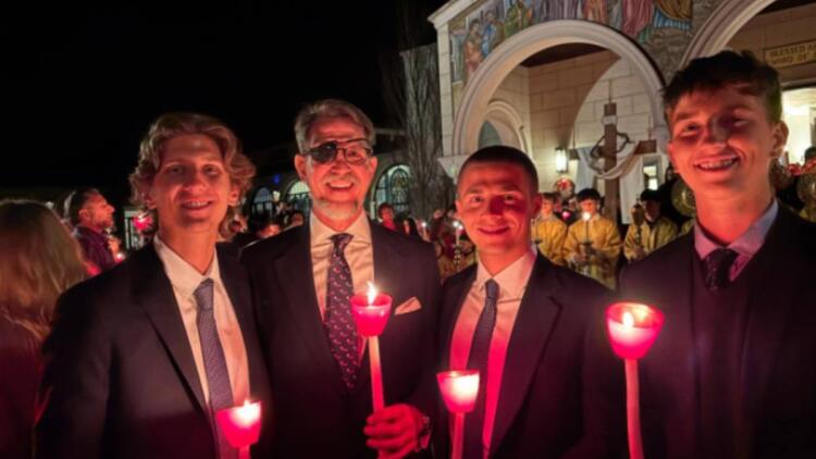 Το ιδιαίτερο Πάσχα στου Παύλου Ντε Γκρες: Το πρόβλημα υγείας και οι ευχές προς όλους τους Έλληνες (photo)