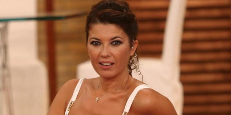 «Ο ωραιότερος εραστής μου ήταν…» – «Βόμβα» από τη Σοφία Αλιμπέρτη!