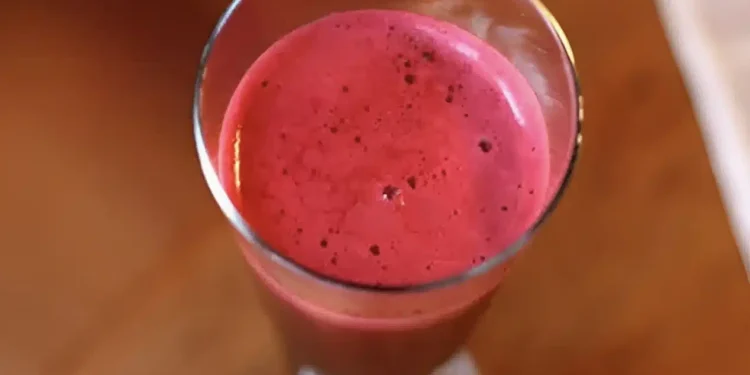 Υπέρταση: Ο σούπερ χυμός που ρίχνει την πίεση – Τι κάνουν 250ml την ημέρα