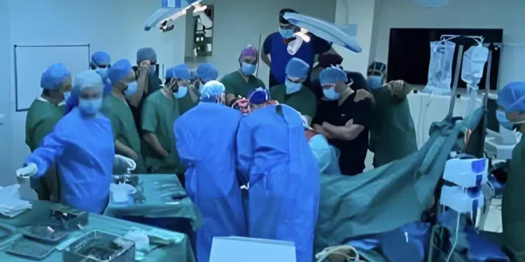 Σοκ σε νοσοκομείο της Ελλάδας: Γυναίκα ασθενής με καρκίνο πήρε φωτιά μέσα στο χειρουργείο