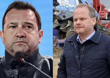 Όλοι αποθεώνουν τον Νίκο Πλακιά – Είπε με 10 λέξεις αυτά που δεν ήθελε να ακούσει ο Κώστας Καραμανλής και τον «τελείωσε»