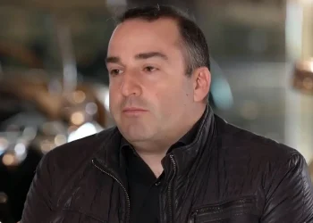 «Οι Έλληνες προτιμούν να παίρνουν 1.500 εupώ, ενώ ο καπετάνιος παίρνει 14.000 εupώ – Μετά μη λέτε, γιατί δεν έχουμε ναυτικούς»