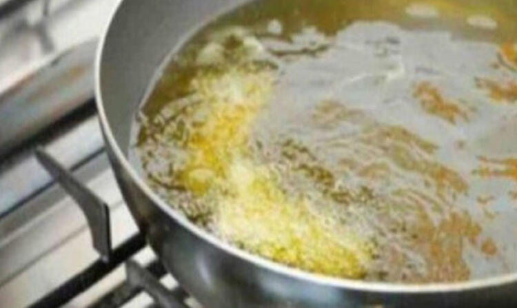 Μεγάλη προσοχή: Μην χρησιμοποιήσετε ποτέ ξανά αυτό το λάδι στο τηγάνισμα!