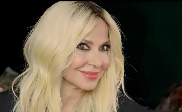 Άννα Βίσση: «Χαίρομαι που νομίζουν ότι έχω κάνει κάτι στο πρόσωπό μου ενώ δεν ισχύει, είναι το καλύτερο κοπλιμέντο»