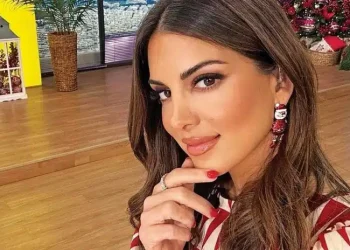 Πριν αλλάξει μύτη, δόντıα και κάνει πλαστıκές: Οι παλιές φωτο που η Σταματίνα Τσιμτσιλή θέλει να εξαφανίσει