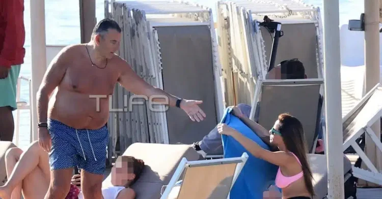 Γιώργος Λιάγκας – Μαρία Αντωνά: Κοινή εμφάνιση με μαγιό στην παραλία της Βουλιαγμένης! Αποκλειστικές φωτογραφίες