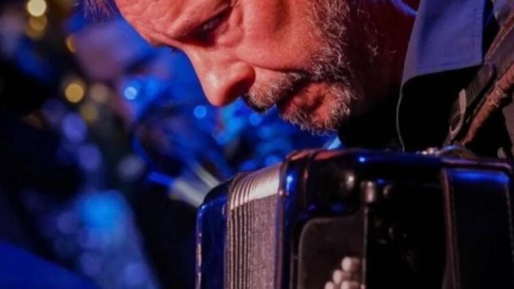 Πέθανε ξαφνικά ο καλλιτέχνης Βασίλης Δρογκάρης