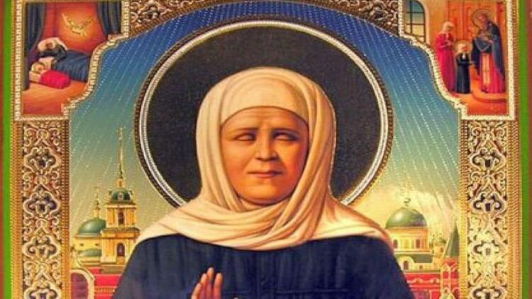 «Στους έσχατους καιρούς θα βάλετε μπροστά τον σταυρό…» – Ανατριχιαστική η προφητεία της Αγίας Ματρώνας