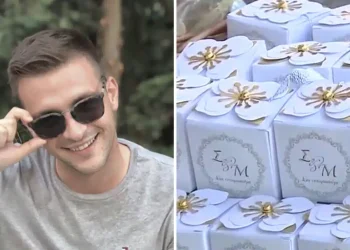 Με λευκά λουλούδια και τις μπομπονιέρες του γάμου του, το τελευταίο αντίο στον 30χρονο Στέφανο που πνίγηκε στη Λευκάδα