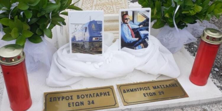 «Ο Ψαρόπουλος συγκρούστηκε με τον Πλακιά» – Η «θαμμένη» ιστορία της μητέρας του μηχανοδηγού που σκοτώθηκε στα Τέμπη