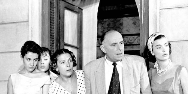 Ορέστης Μακρής: Έκανε καριέρας ως μέθυσος αλλά… δεν έπινε ούτε γουλιά – Η πανέμορφη σύζυγός του που την «έκλεψε» στα 15 της