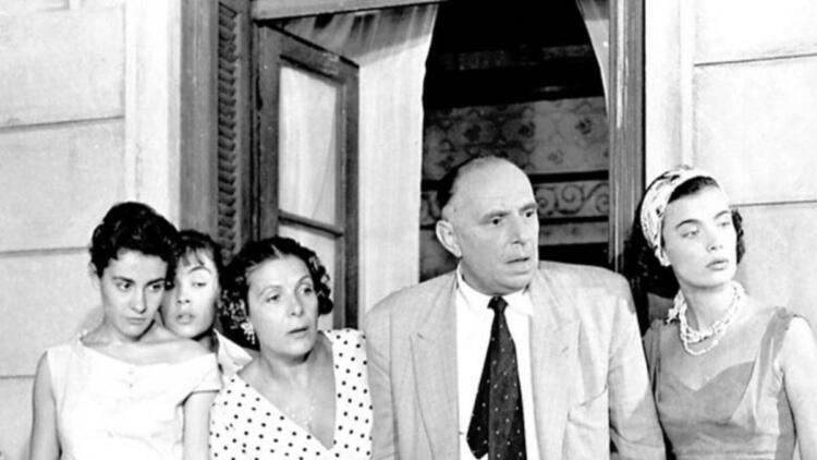 Ορέστης Μακρής: Έκανε καριέρας ως μέθυσος αλλά… δεν έπινε ούτε γουλιά – Η πανέμορφη σύζυγός του που την «έκλεψε» στα 15 της