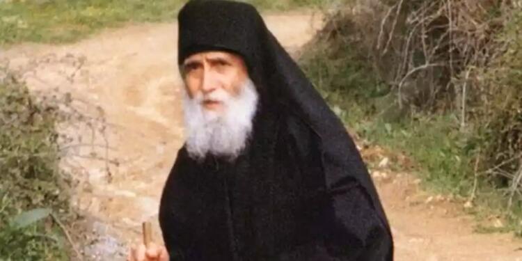 Άγιος Παΐσιος: Στη δημοσιότητα άγνωστη φωτογραφία του από το Σινά – Η άγνωστη πλευρά του