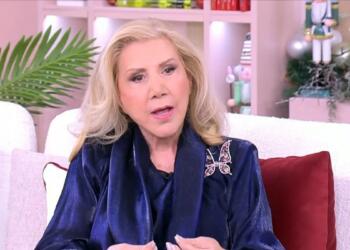 Λίτσα Πατέρα: «Το 2025 θα ανακαλυφθεί το φάρμακο για το Αλτσχάιμερ – Ο καρκίνος θα είναι σαν γρίπη και θα έρθουμε σε επαφή με εξωγήινη ζωή»