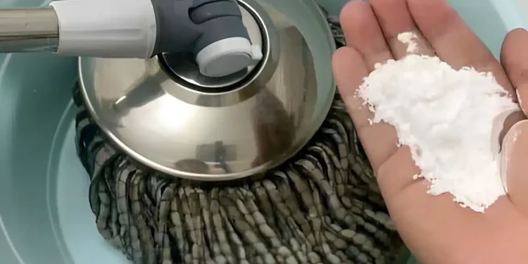 Βάλτε αυτό στο νερό. Ακόμα κι αν δεν σφουγγαρίσετε για μια εβδομάδα, το πάτωμα θα παραμείνει καθαρό χωρίς σκόνη