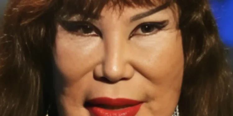 Ήταν μια διάσημη ηθοποιός που εμφανίστηκε σε περίπου 100 ταινίες, αλλά ένα τραγικό λάθος άλλαξε άρδην την εμφάνισή της