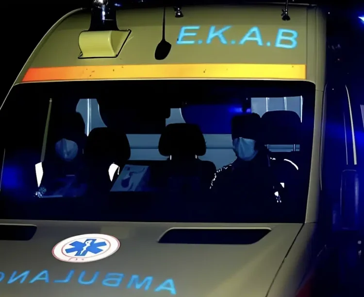 Σοκ: 45χρονη βρέθηκε κpεμασμένη μέσα στο σπίτι της από τους γονείς της