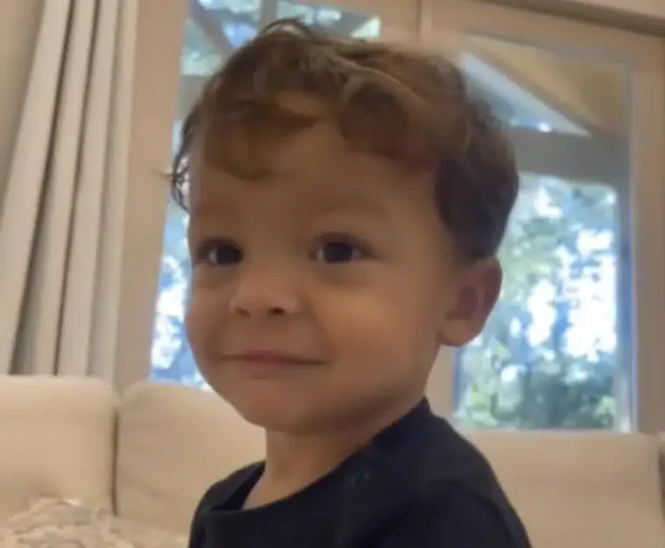 Θρήνος για 2χρονο πασίγνωστο μικρούλη που έφυγε από τη ζωή