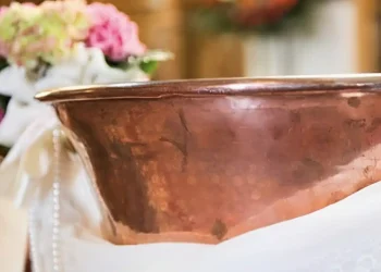 Εσείς το γνωρίζετε; Πότε δεν μπορεί να γίνει κάποιος νονός