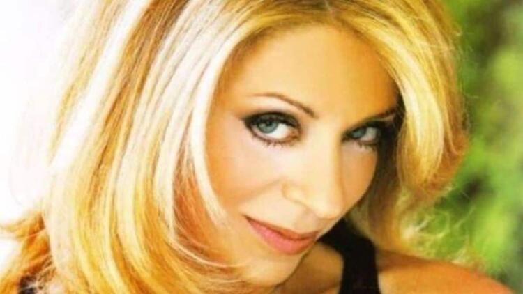 Αγνώριστη: Έτσι ήταν πριν από τις πλαστικές η Έλλη Στάη