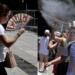 Θερμοπληξία: Αυτή είναι η αθώα, αλλά επικίνδυνη κίνηση που δεν πρέπει ποτέ να κάνετε ποτε