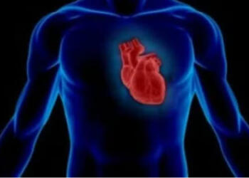 Τα 2 σnμάδια όταν περπατάτε που δείχνουν ότι η καρδıά σας κıνδυνεύει