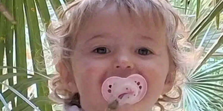 2χρονη πνίγηκε και πέθανε γιατί έφαγε ένα από τα πιο κοινά φρούτα – Ραγίζει καρδίες ο πατέρας της