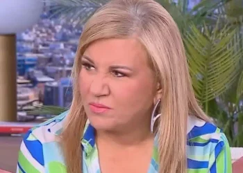 Συγκινεί η Δέσποινα Μοιραράκη: «Θα ήθελα να με έβλεπε ο ναύαρχος στα κιλά που είμαι τώρα»