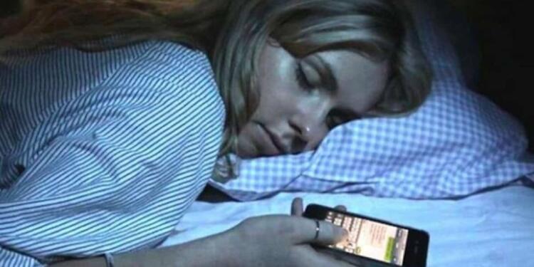 Ξύπνησε και βρήκε στο κινητό της μια περίεργη φωτογραφία – Λίγο αργότερα κατάλαβε πως…