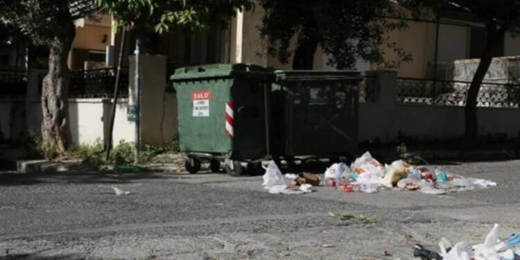 «Τεμάχισε τον ηλικιωμένο και μετά καθάρισε το σπίτι με χλωρίνη»: Το έγκλημα στο Αιγάλεω με άρωμα «Deadly Women»