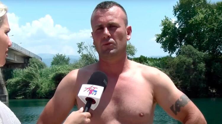 «Ο Λέο του χωριού»: Ο Αλβανός μετανάστης που έπεσε στον Άραχθο για να σώσει τα δύο παιδιά – «Χωρίς δεύτερη σκέψη, πήρα βαθιά ανάσα και βούτηξα»